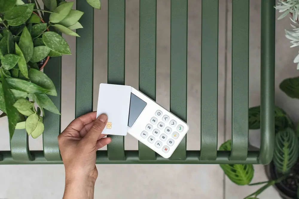 Exploring Cashless Payment Solutions for Cannabis Businesses